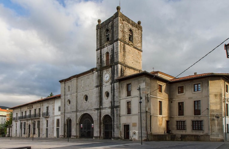 Colegiata de Santa María la Mayor